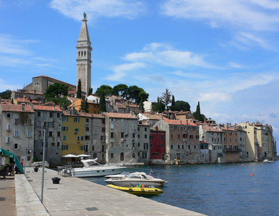 Large rovinj