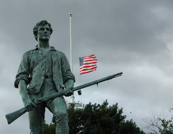 Large statue in minute man national historical park