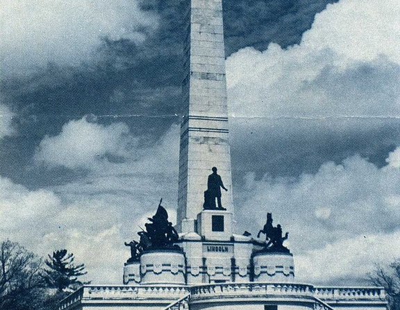 Large the lincoln tomb  oak ridge cemetery  springfield  il  1953