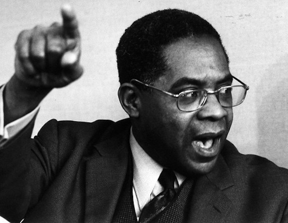 Large aime cesaire